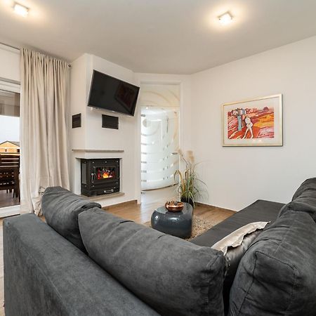 Apartments Very Good Life Preko Exterior foto